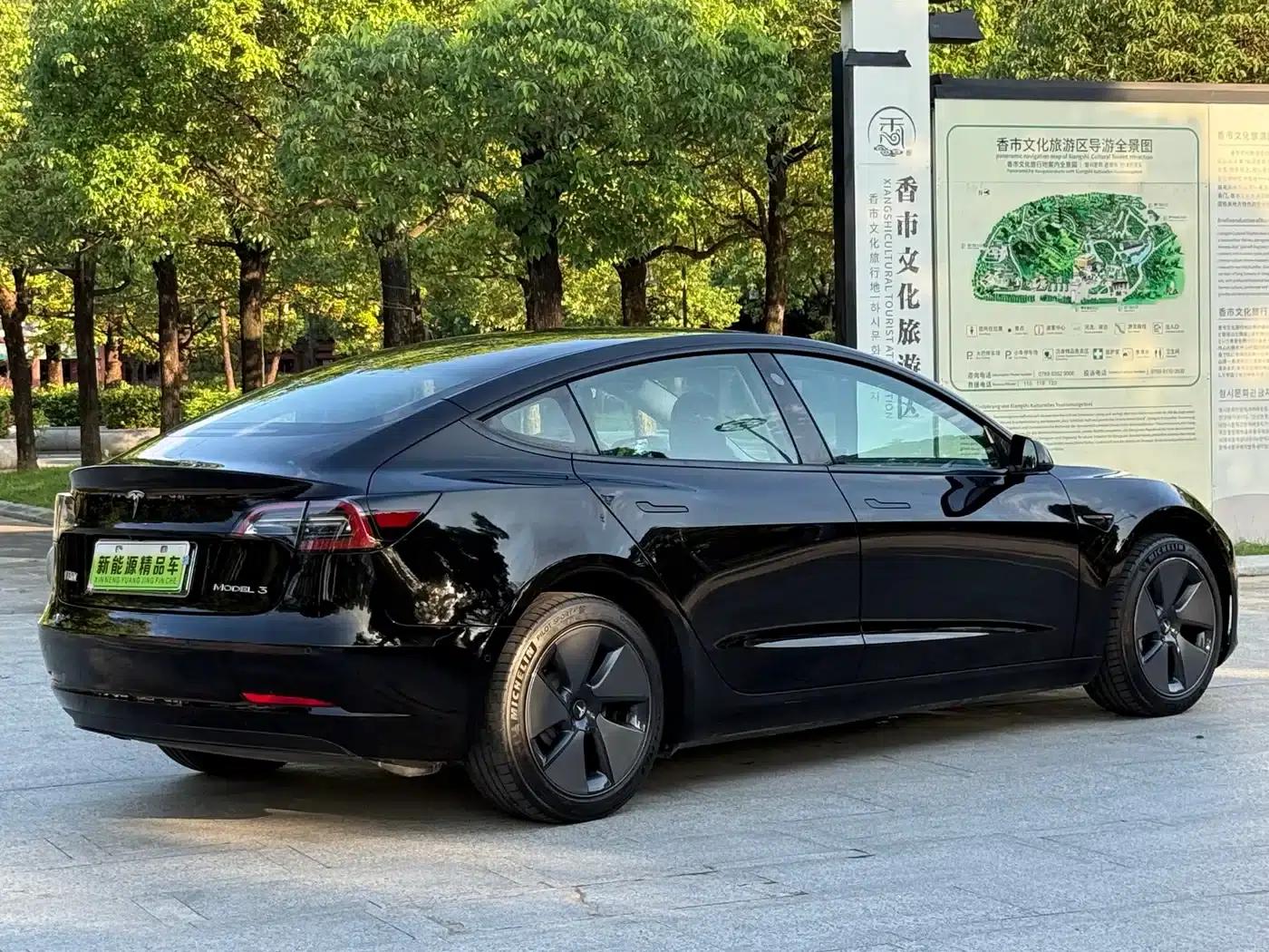 Model 3 2022 Rear-Wheel Drive — миниатюра 22