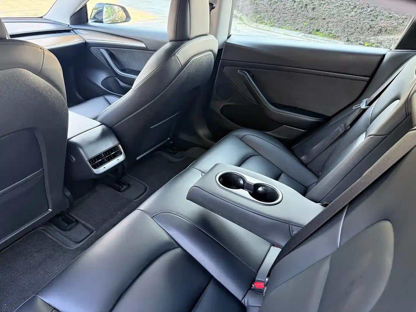 Model 3 2022 Rear-Wheel Drive — миниатюра 10