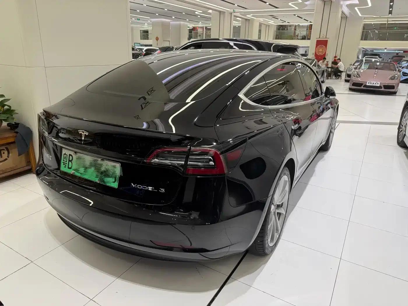 Model 3 2019 Standard Range Rear-Wheel Drive Upgrade — миниатюра 2