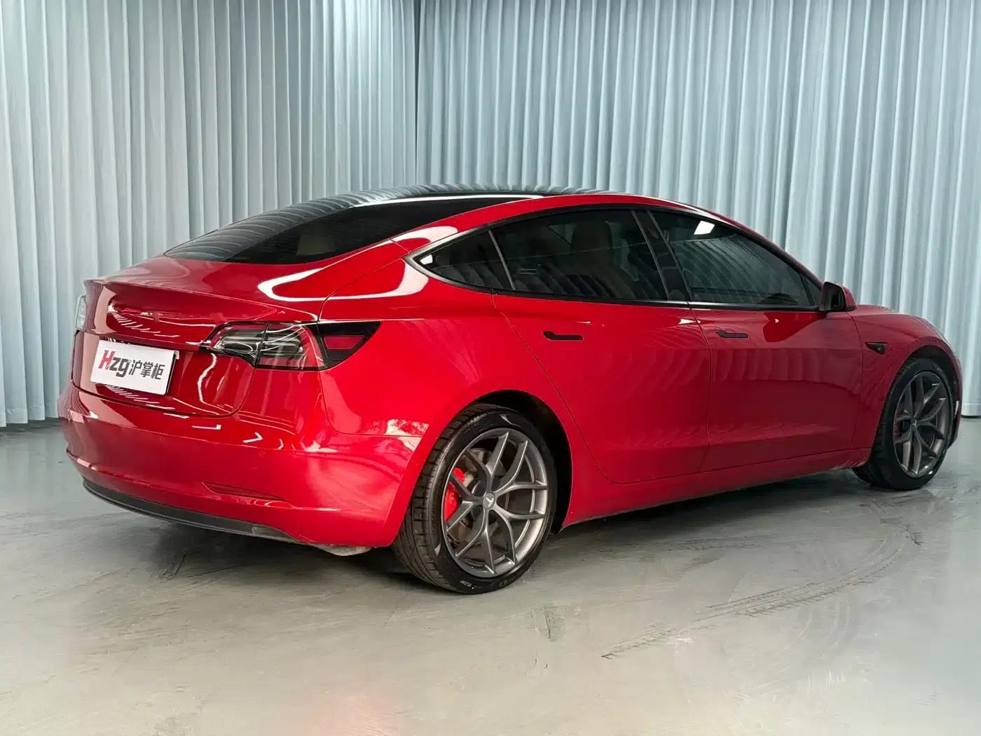 Model 3 2022 Performance All-Wheel Drive — миниатюра 3