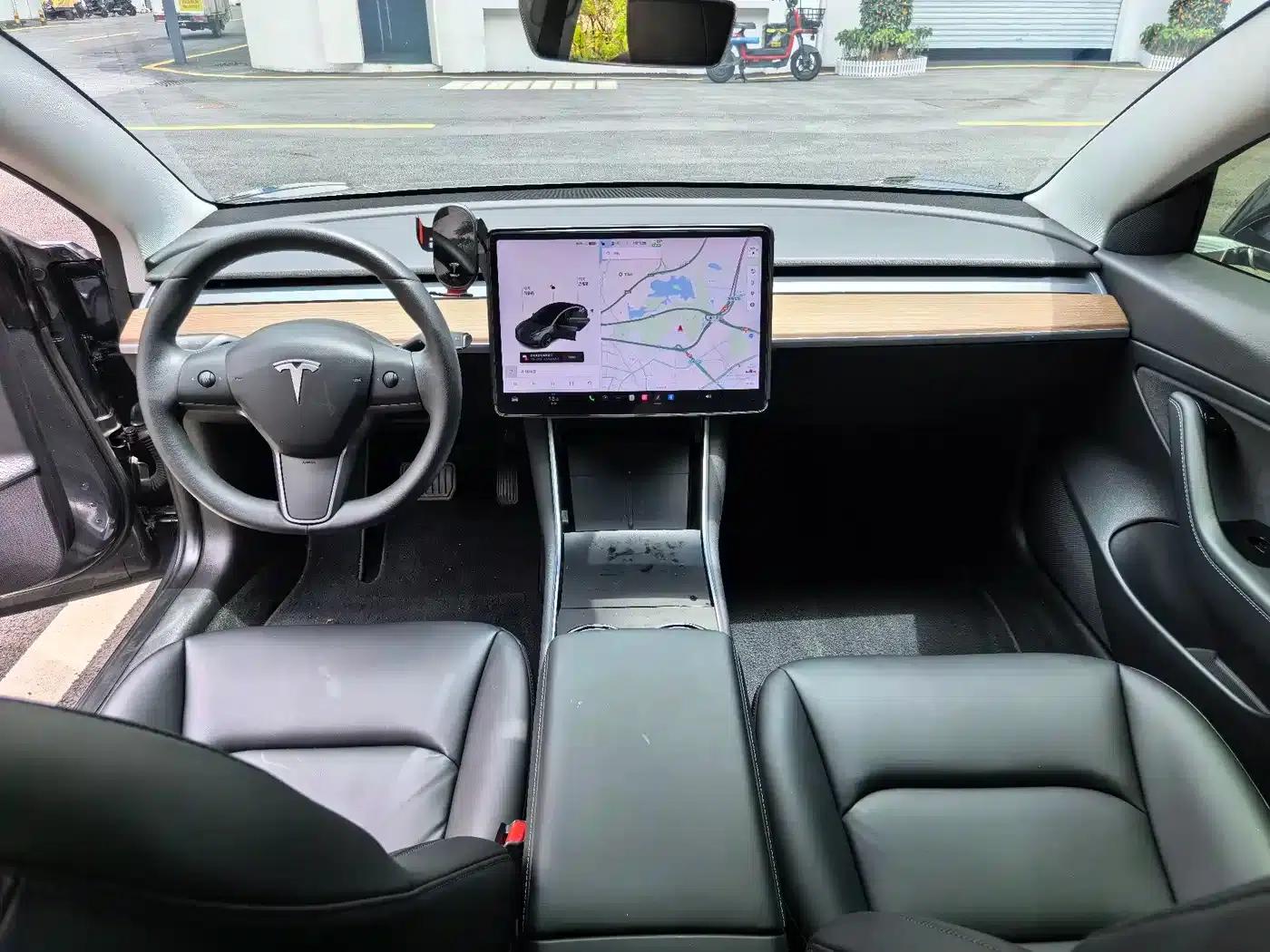 Model 3 2020 Facelift Long Range Rear-Wheel Drive — миниатюра 6