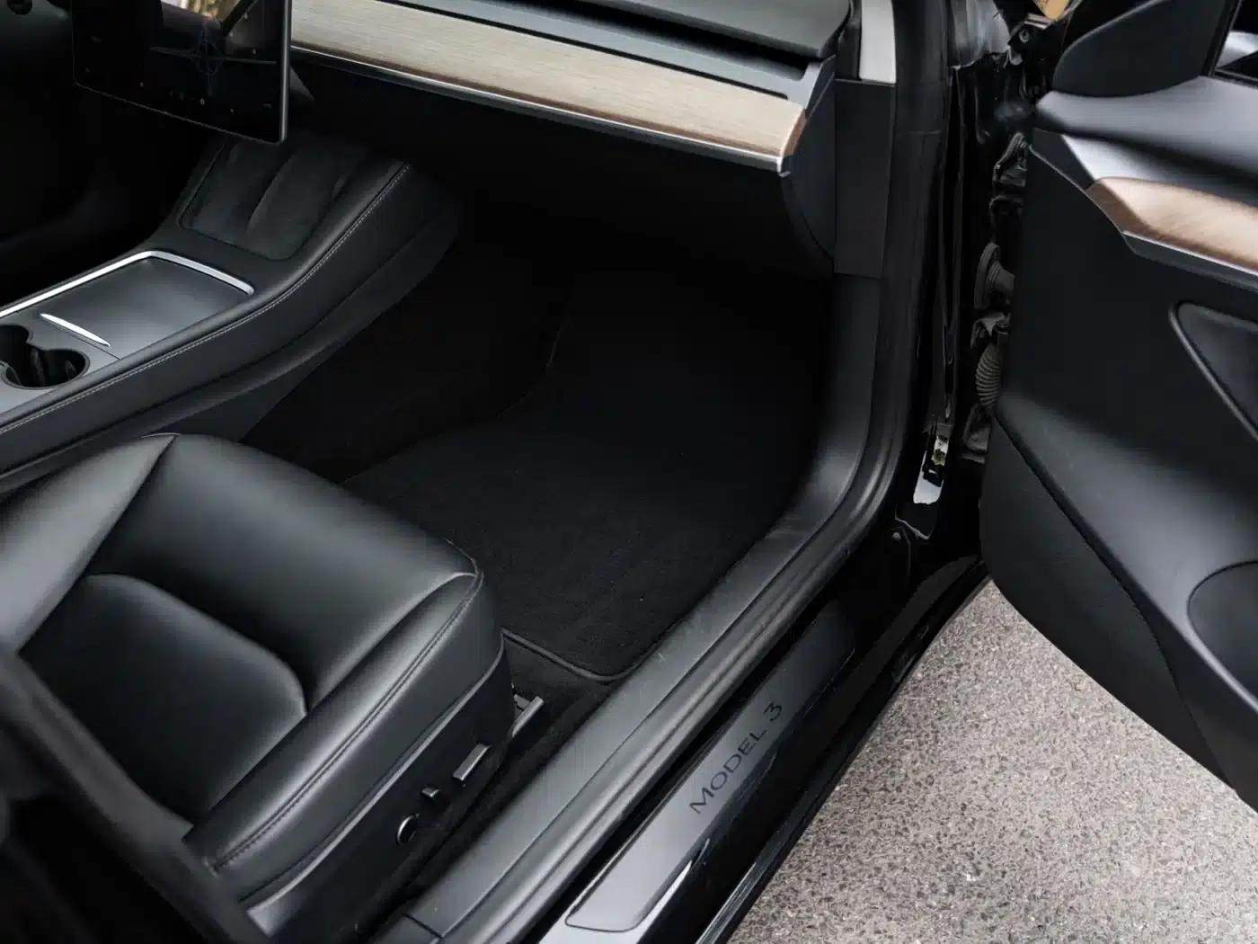 Model 3 2021 Facelift Standard Range Rear-Wheel Drive Upgrade Version 3D1 — миниатюра 11
