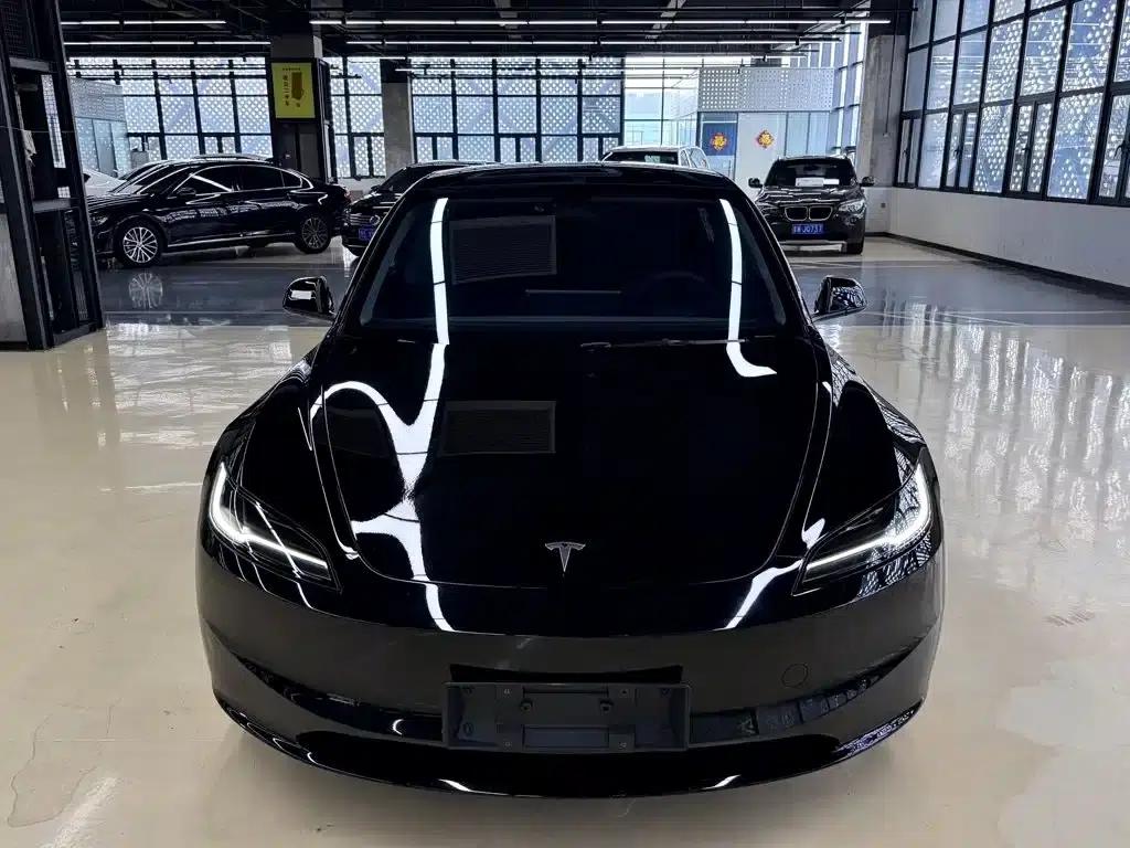 Model 3 2023 Rear-Wheel Drive — миниатюра 2