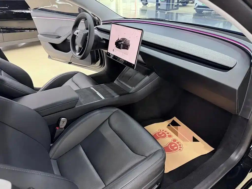 Model 3 2023 Rear-Wheel Drive — миниатюра 8