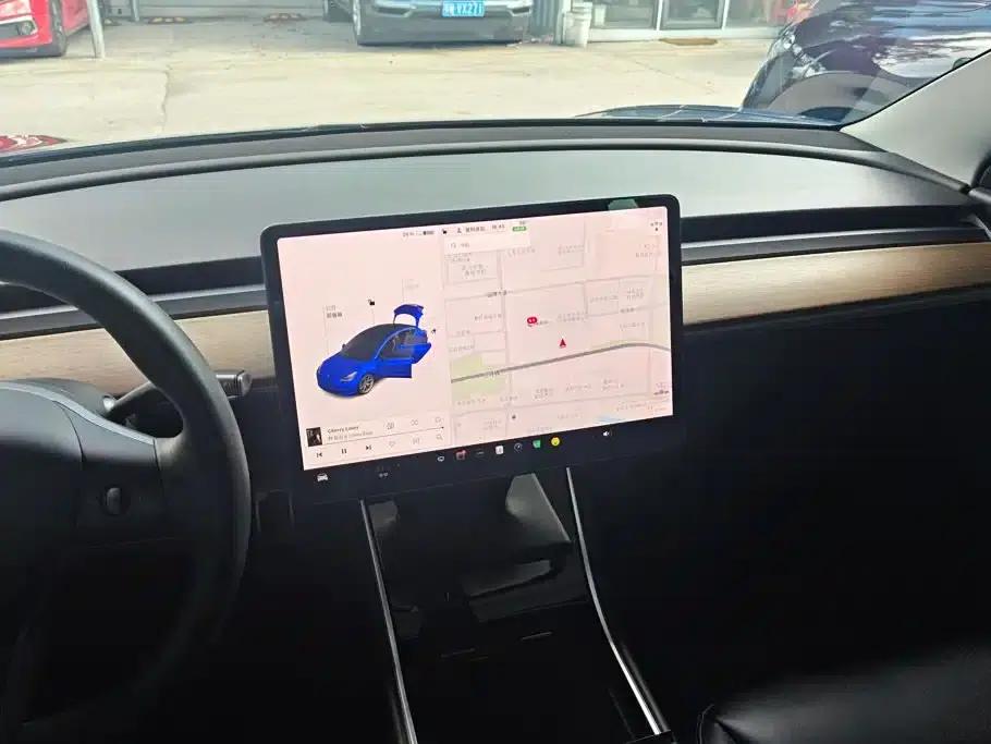Model 3 2020 Standard Range Rear-Wheel Drive Upgrade — миниатюра 13