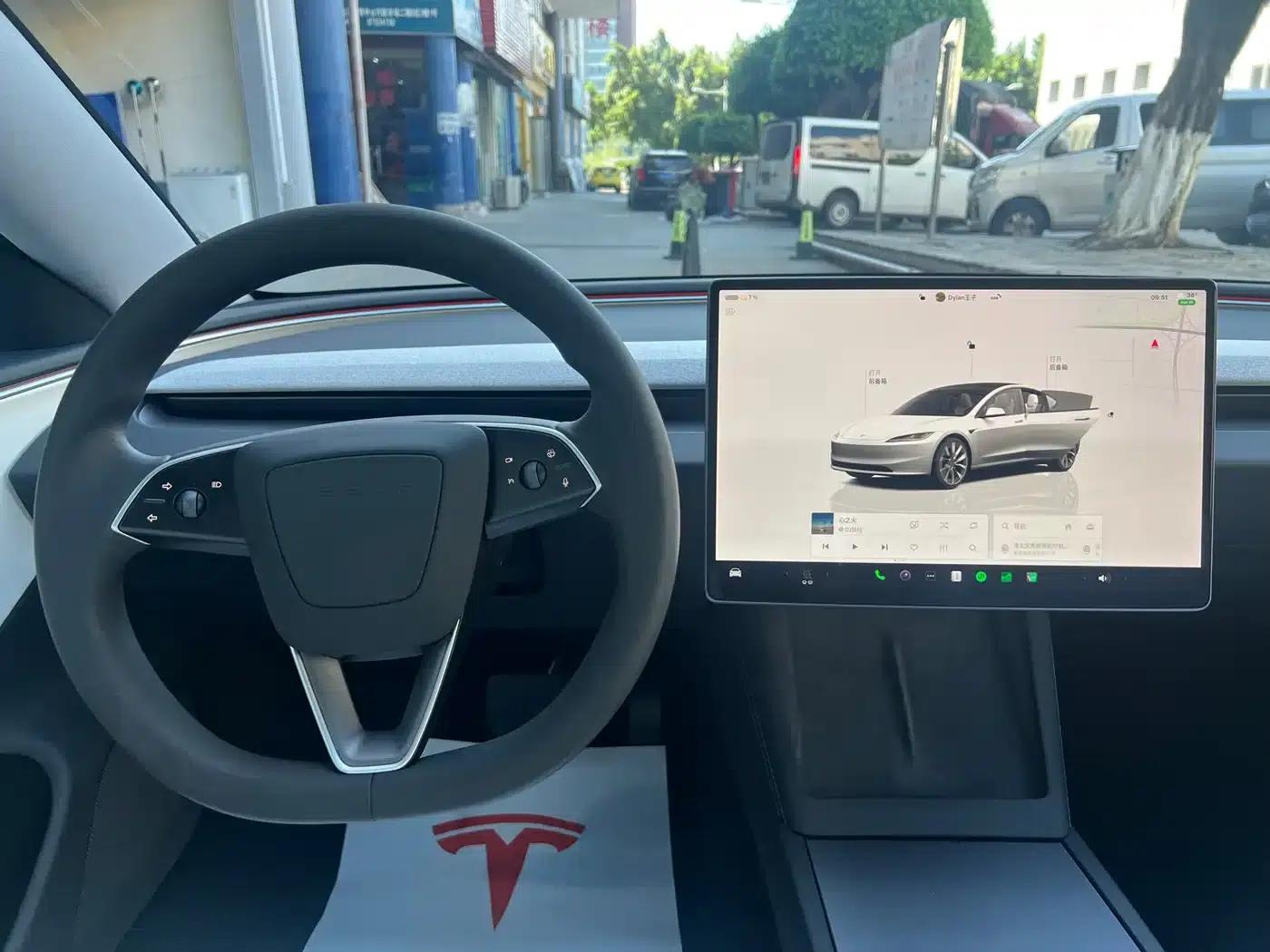 Model 3 2023 Rear-Wheel Drive — миниатюра 12