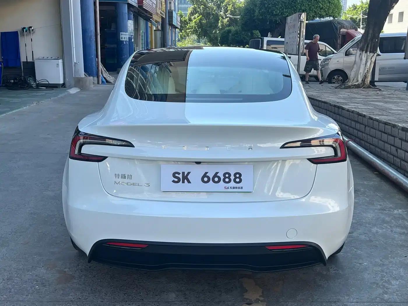 Model 3 2023 Rear-Wheel Drive — миниатюра 6