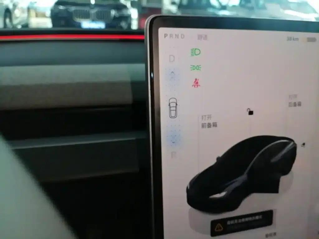 Model 3 2023 Rear-Wheel Drive — миниатюра 14
