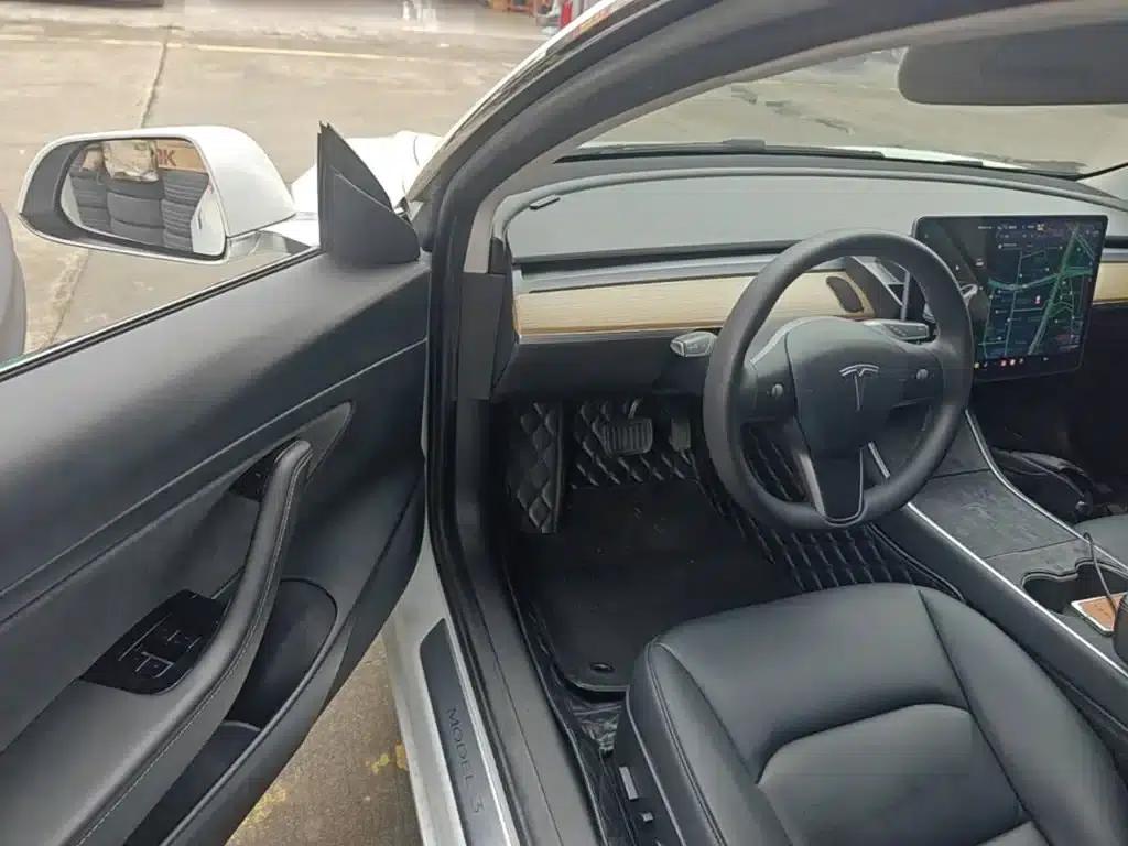 Model 3 2020 Facelift Standard Range Rear-Wheel Drive Upgrade — миниатюра 16