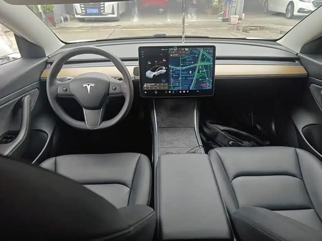 Model 3 2020 Facelift Standard Range Rear-Wheel Drive Upgrade — миниатюра 10