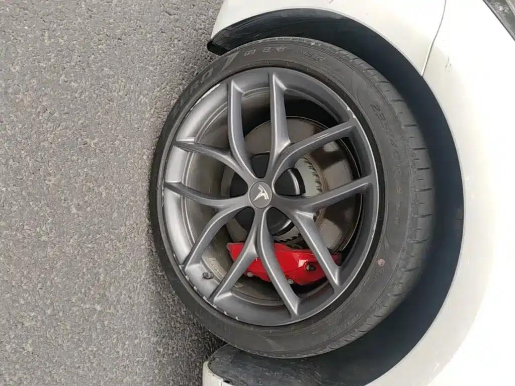 Model 3 2021 Performance All-Wheel Drive — миниатюра 23
