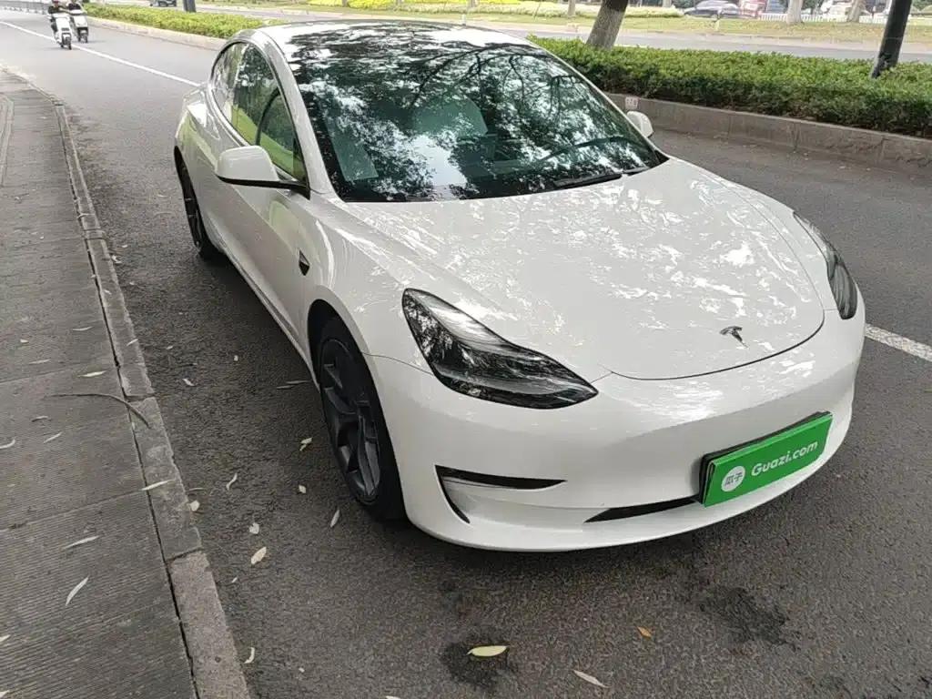 Model 3 2021 Performance All-Wheel Drive — миниатюра 4