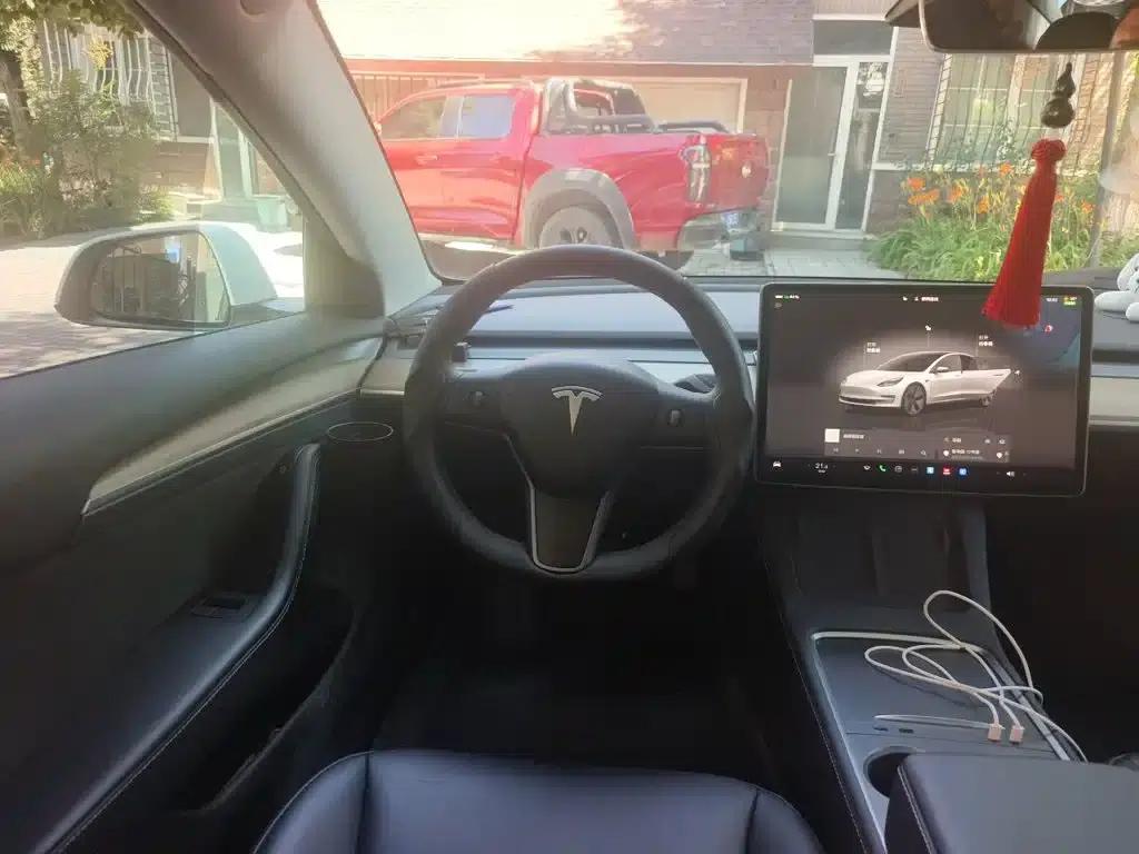 Model 3 2022 Rear-Wheel Drive — миниатюра 3