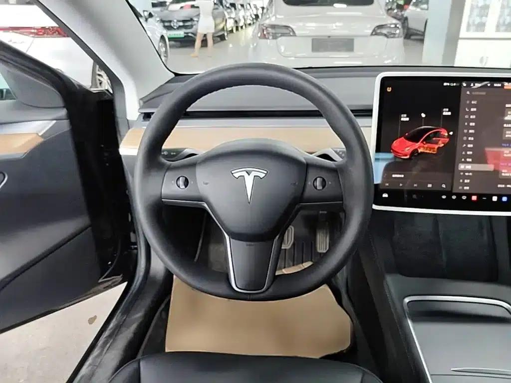 Model 3 2022 Rear-Wheel Drive — миниатюра 11