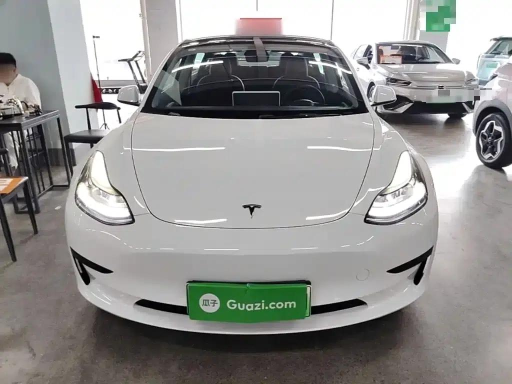 Model 3 2022 Rear-Wheel Drive — миниатюра 3