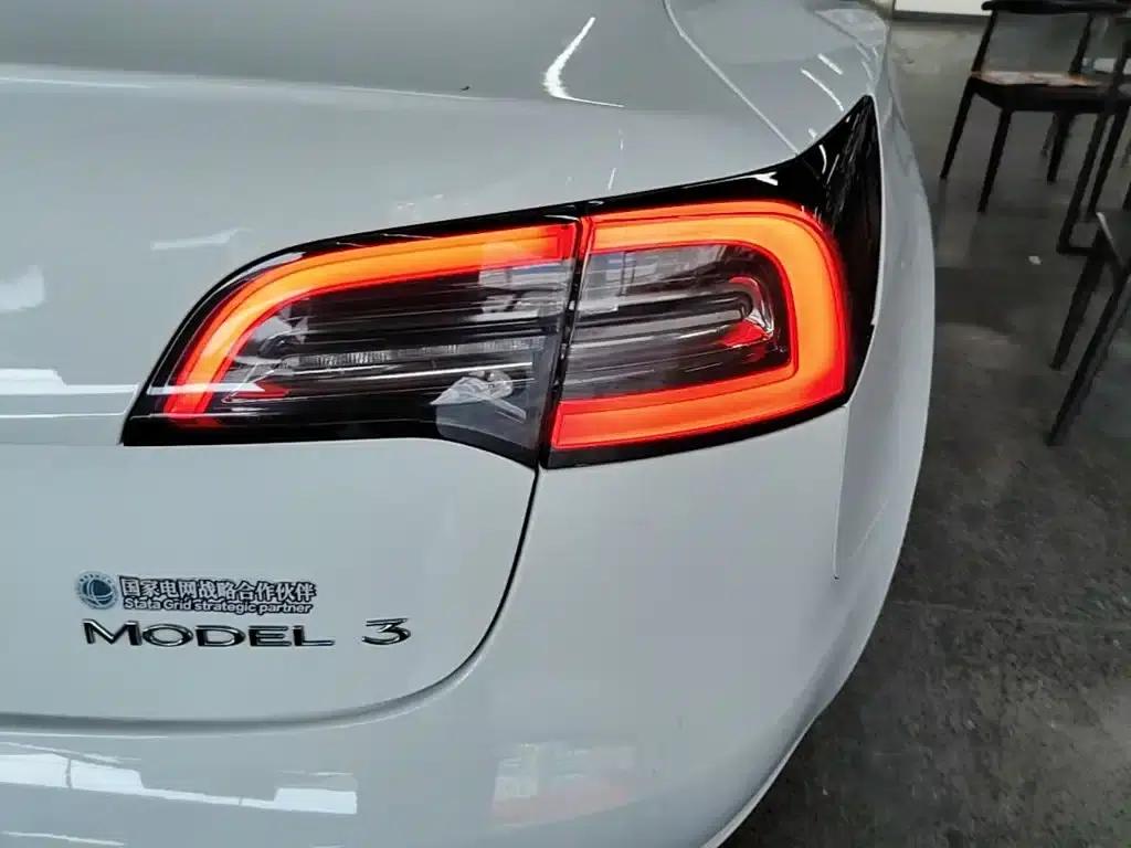 Model 3 2022 Rear-Wheel Drive — миниатюра 8