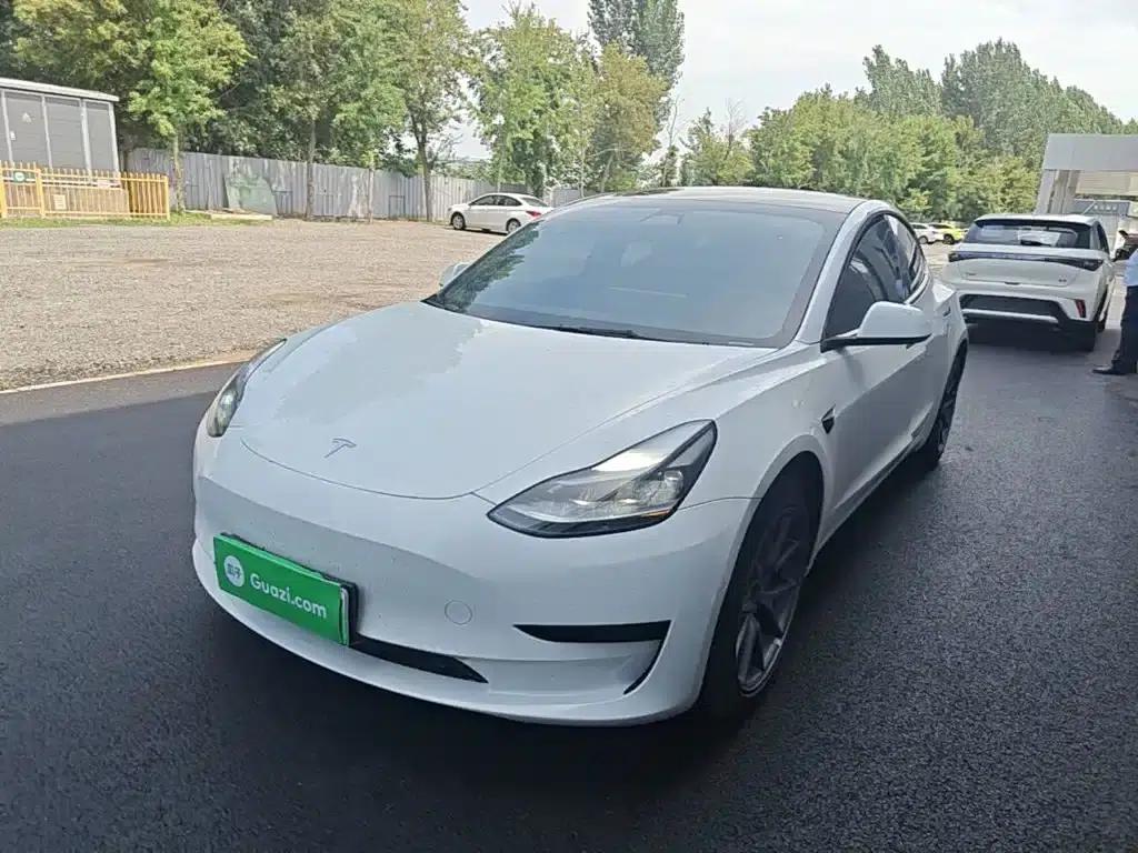 Model 3 2022 Rear-Wheel Drive — миниатюра 2