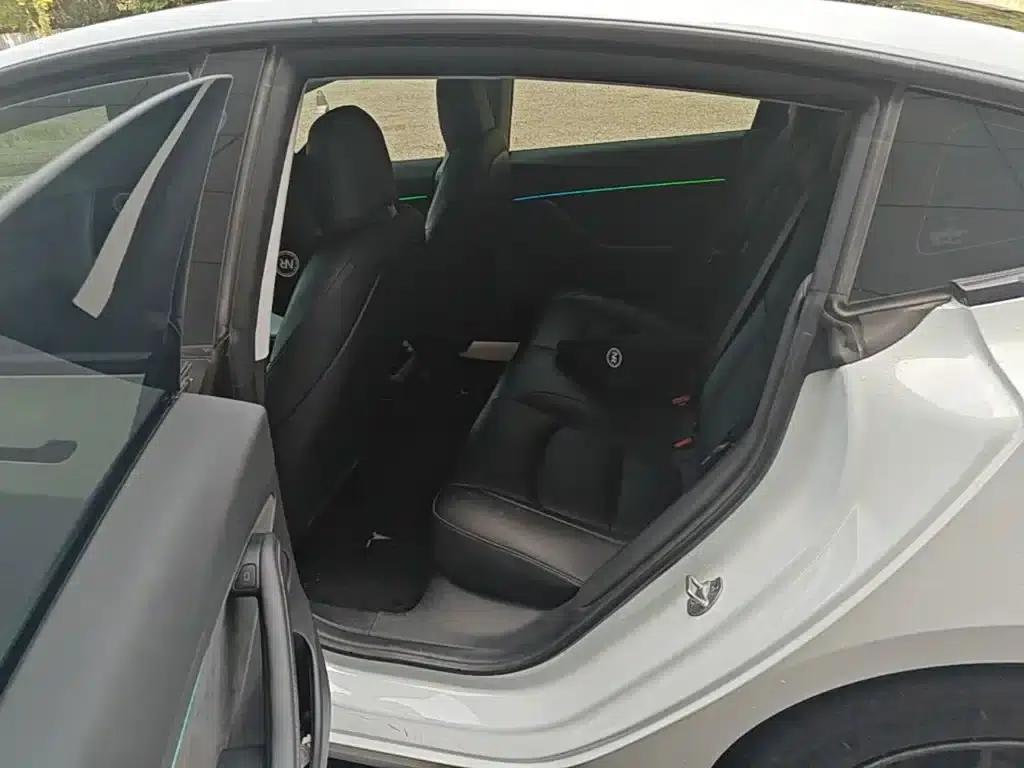 Model 3 2022 Rear-Wheel Drive — миниатюра 17