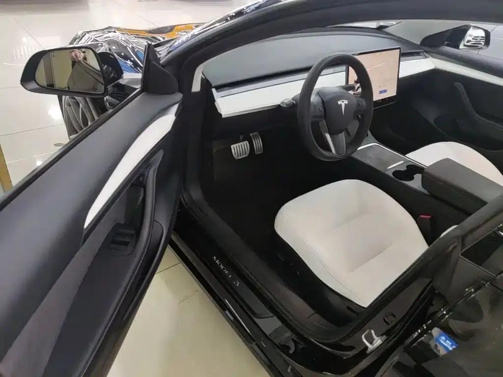 Model 3 2022 Performance All-Wheel Drive — миниатюра 16