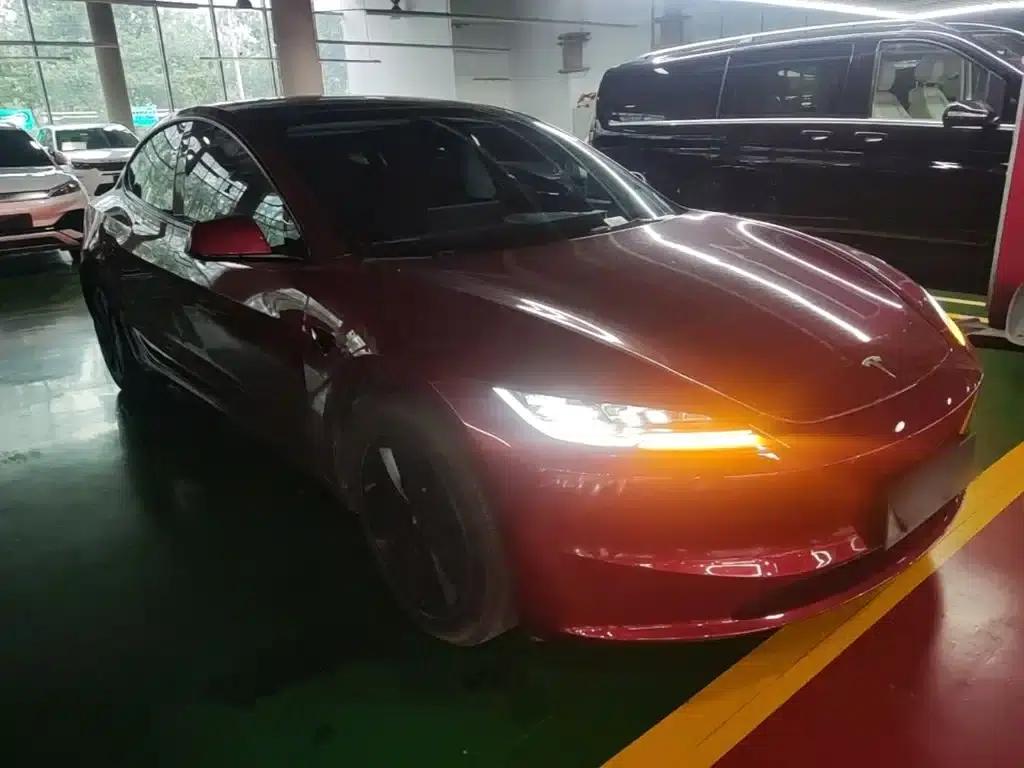 Model 3 2023 Rear-Wheel Drive — миниатюра 4