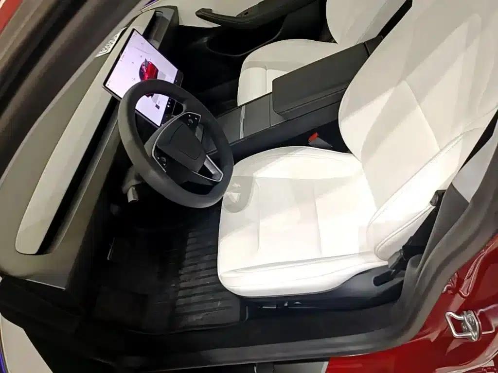 Model 3 2025 Rear-Wheel Drive — миниатюра 15