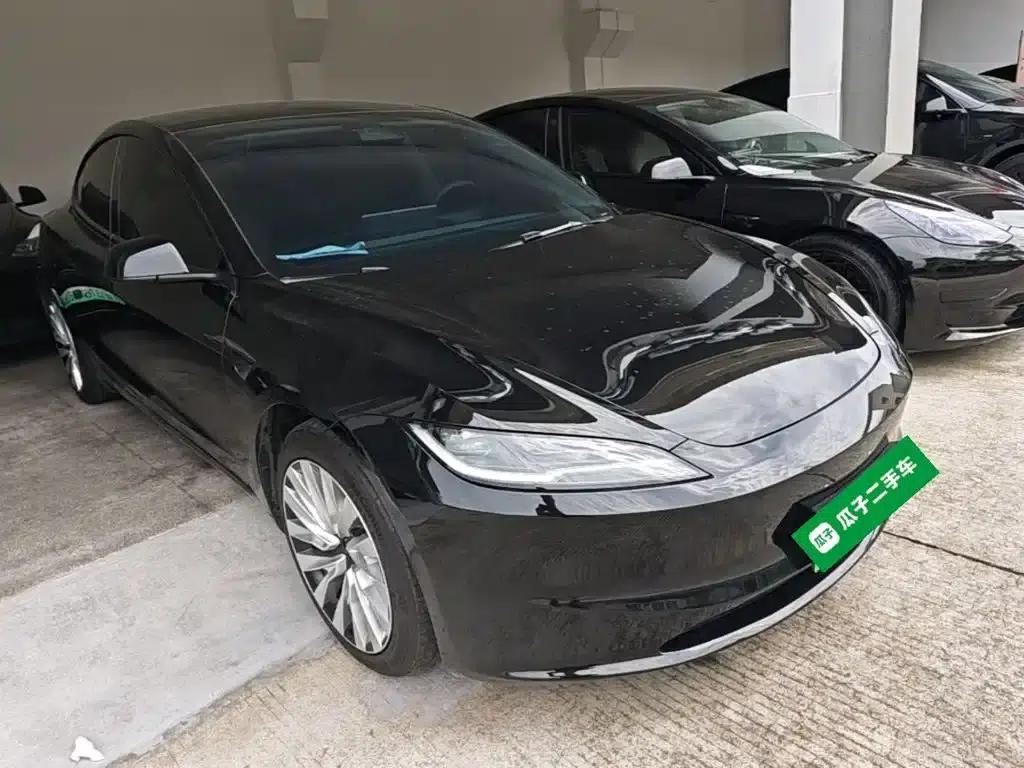 Model 3 2023 Rear-Wheel Drive — миниатюра 4