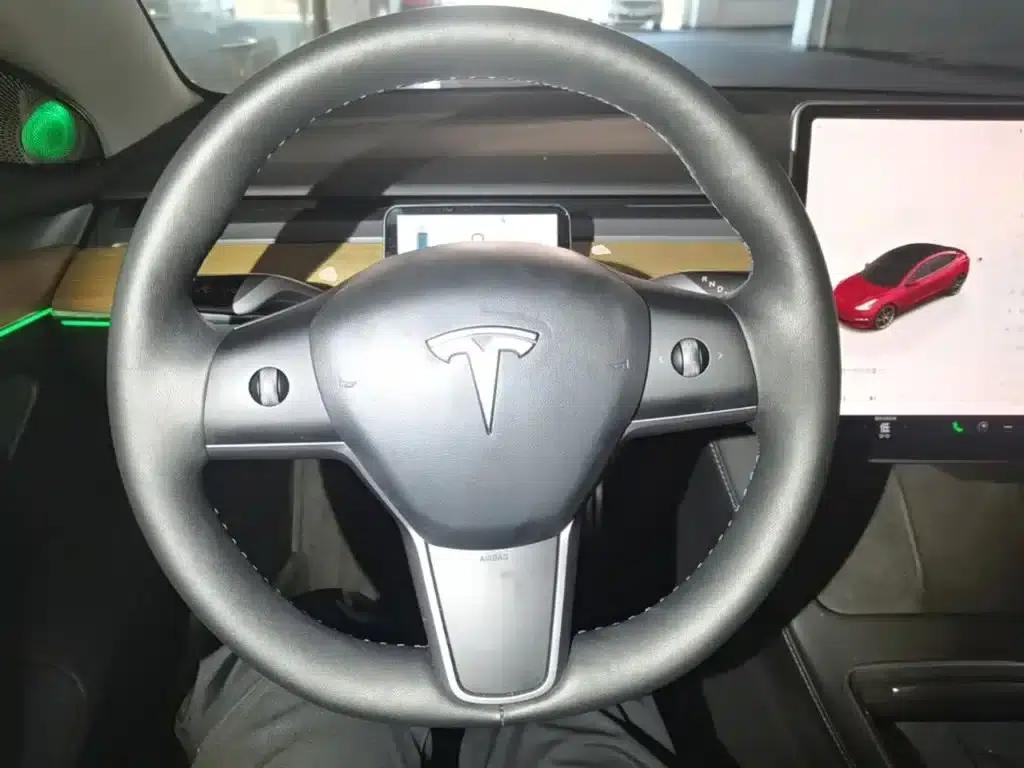 Model 3 2022 Performance All-Wheel Drive — миниатюра 11