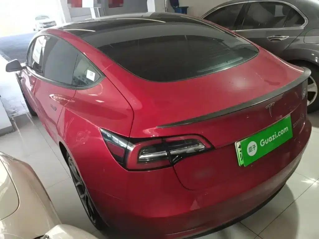 Model 3 2022 Performance All-Wheel Drive — миниатюра 5