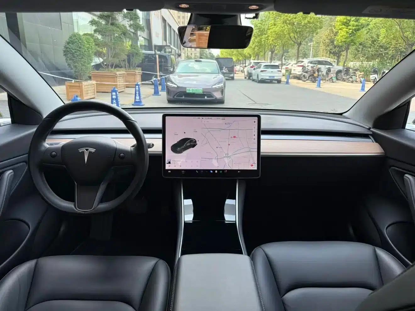 Imported 2019 Model 3 Long Range Rear-Wheel Drive — миниатюра 10