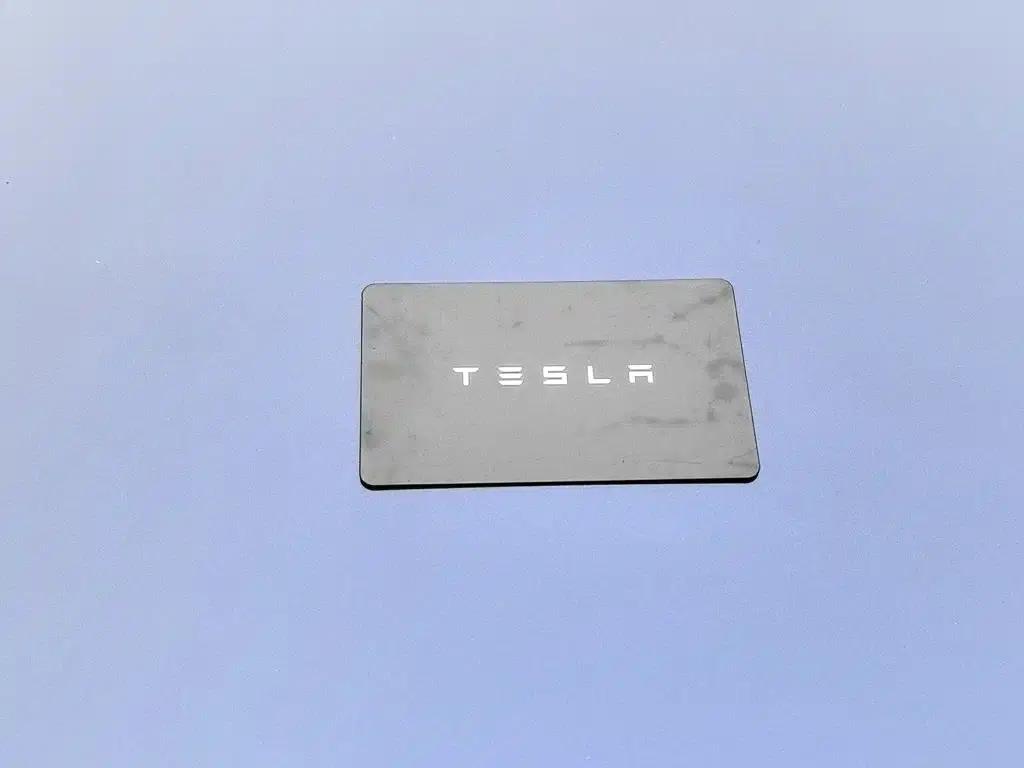Imported 2019 Model 3 Long Range All-Wheel Drive — миниатюра 19