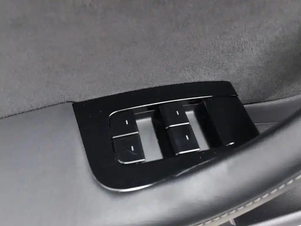Imported 2019 Model 3 Long Range All-Wheel Drive — миниатюра 9