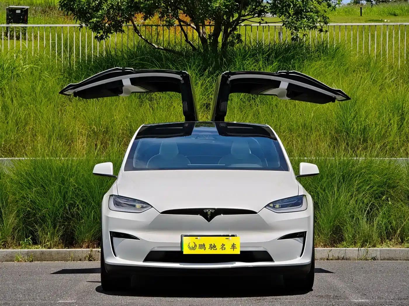 2023 Model X Tri-Motor All-Wheel Drive Plaid Edition — миниатюра 1