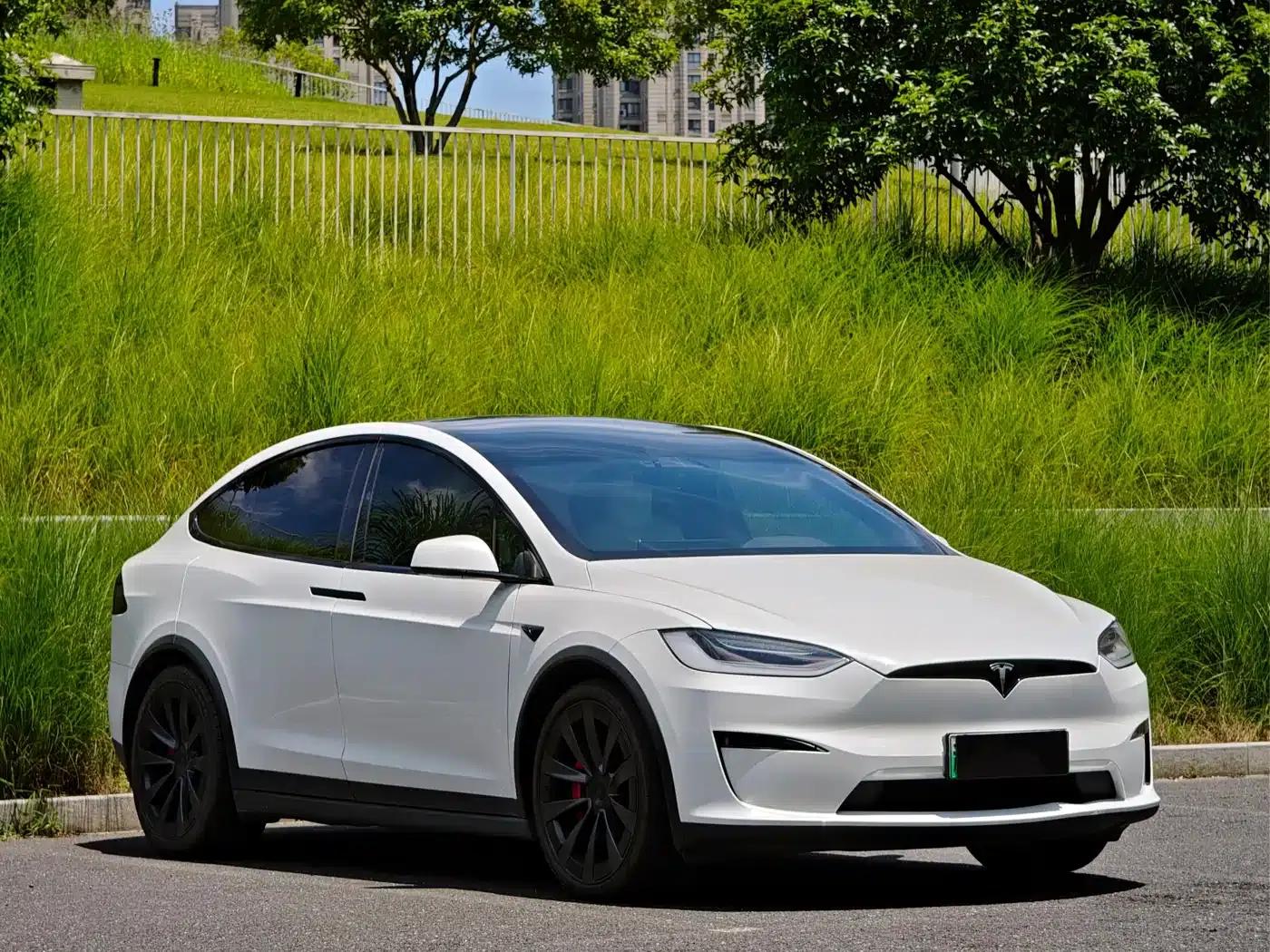 2023 Model X Tri-Motor All-Wheel Drive Plaid Edition — миниатюра 4
