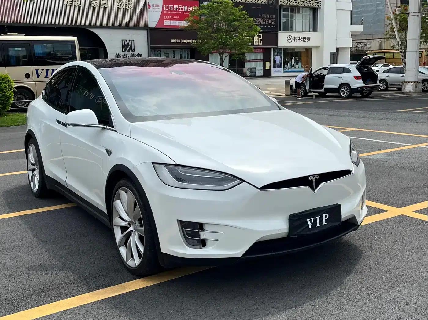 2016 Model X 90D — миниатюра 2