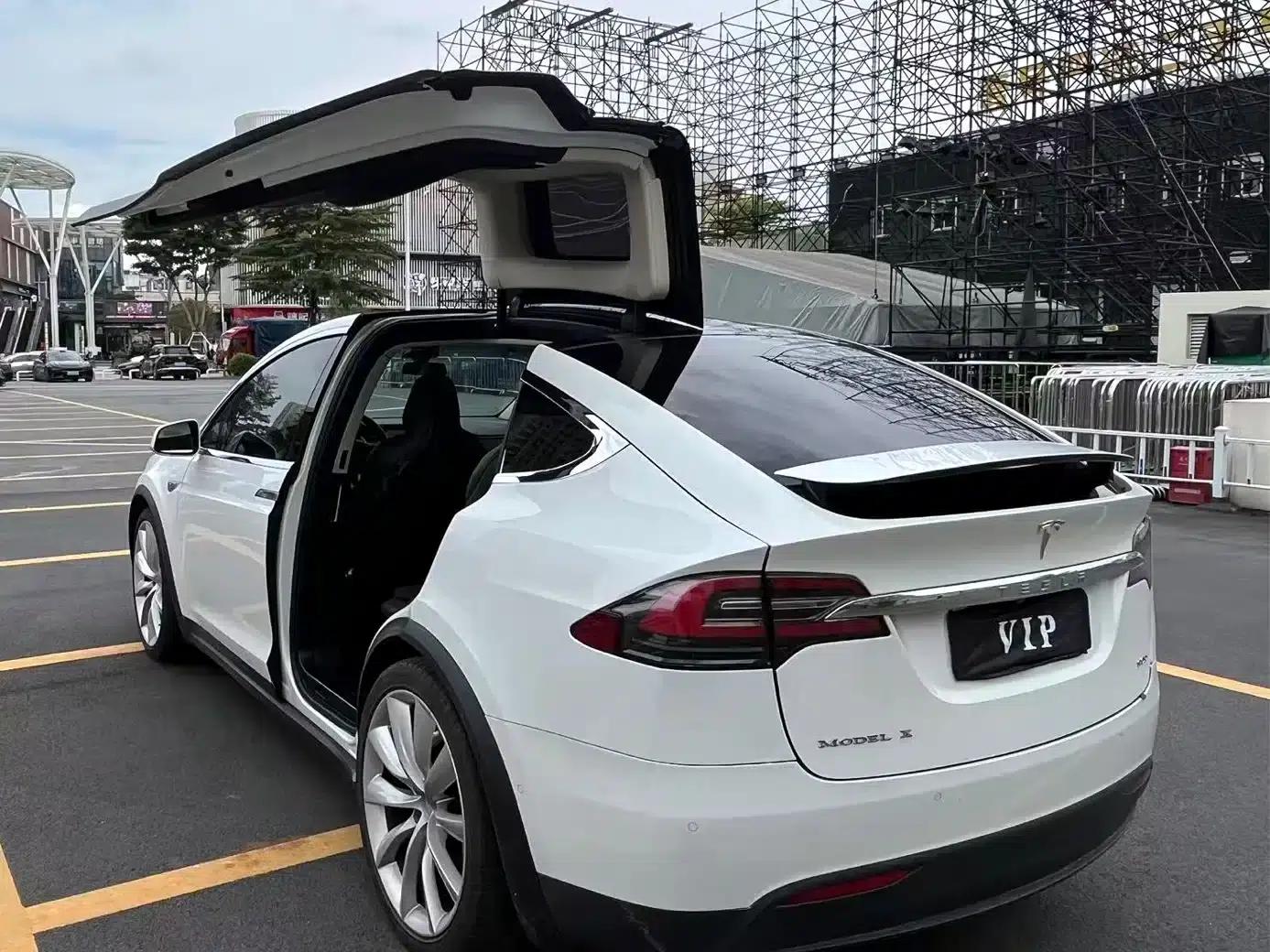 2016 Model X 90D — миниатюра 7