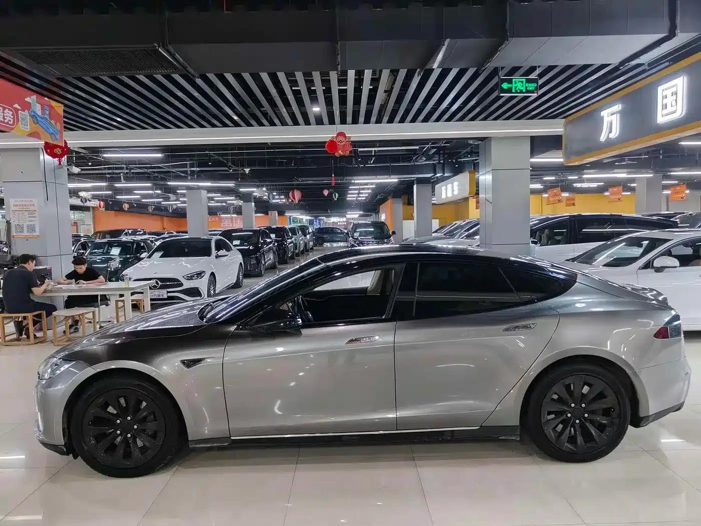 2016 Model S 70 — миниатюра 5
