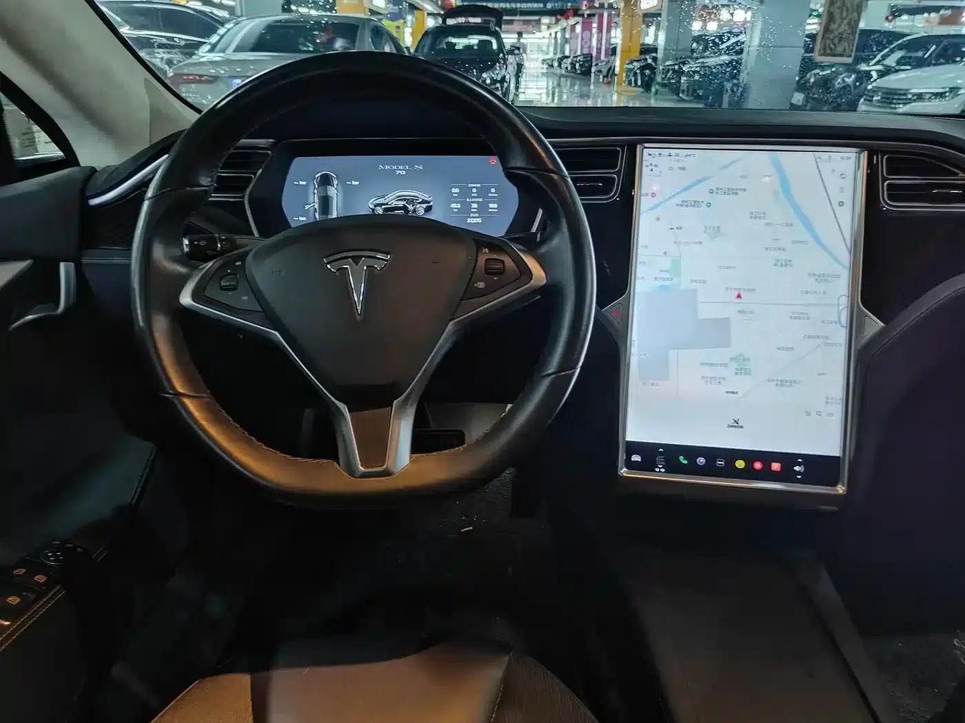 2016 Model S 70 — миниатюра 6