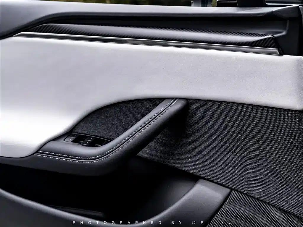 2023 Model S Tri-Motor All-Wheel Drive Plaid Edition — миниатюра 11