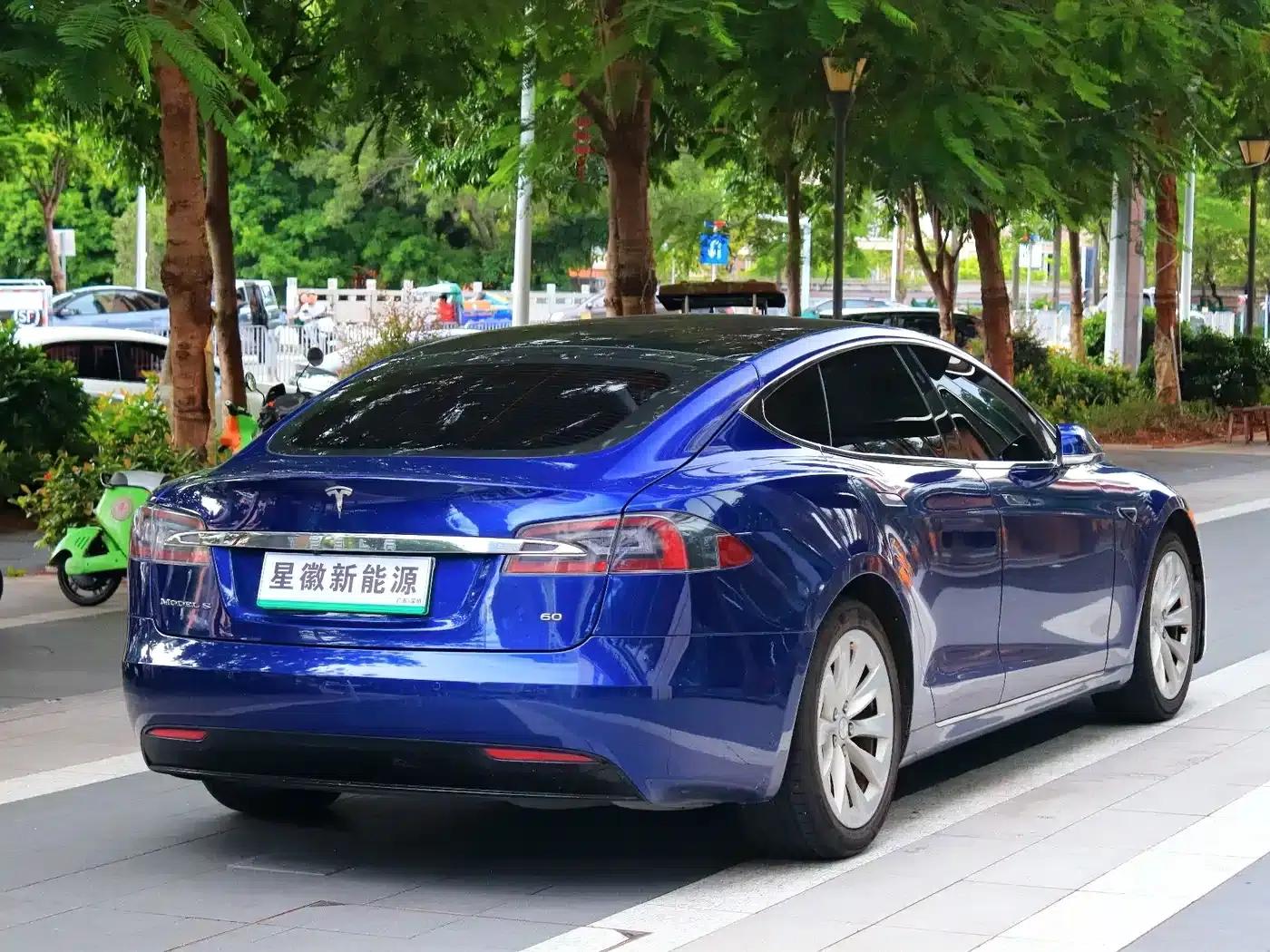 2017 Model S 75 — миниатюра 17