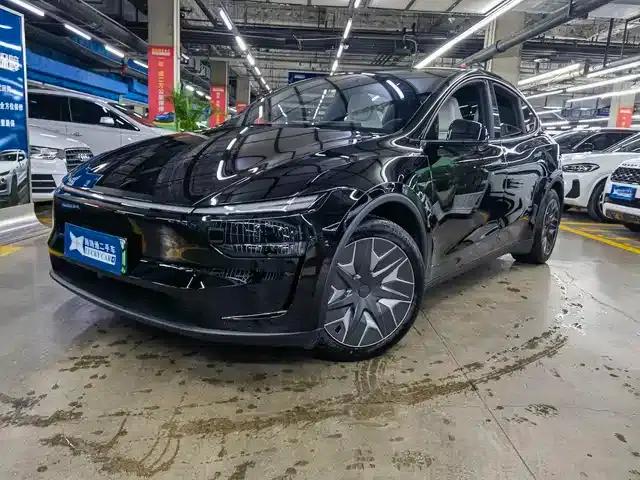 Model Y L 2025 Long Range All-Wheel Drive