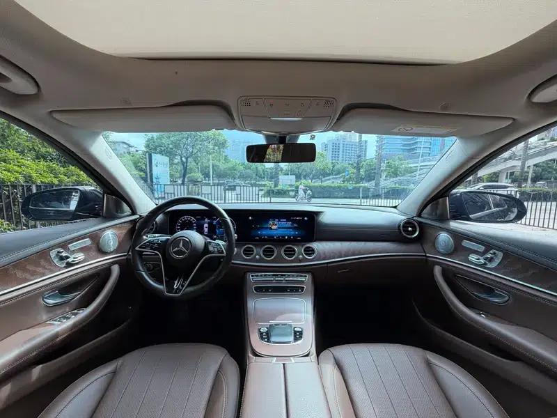 Mercedes-Benz E-Class 2023 E 300 L Fashion Sedan — миниатюра 7