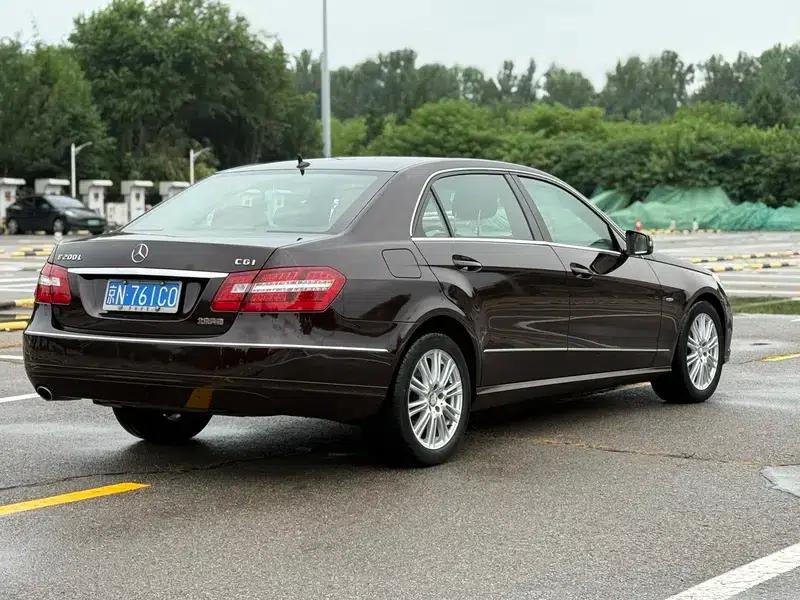 2012 Mercedes-Benz E-Class E 200 L CGI Elegance — миниатюра 6
