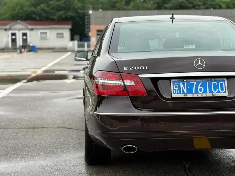 2012 Mercedes-Benz E-Class E 200 L CGI Elegance — миниатюра 7