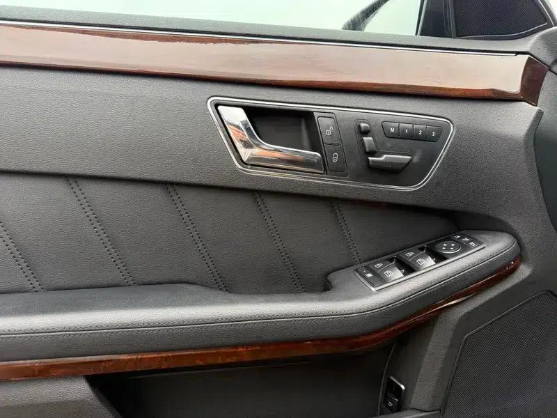 2012 Mercedes-Benz E-Class E 200 L CGI Elegance — миниатюра 8