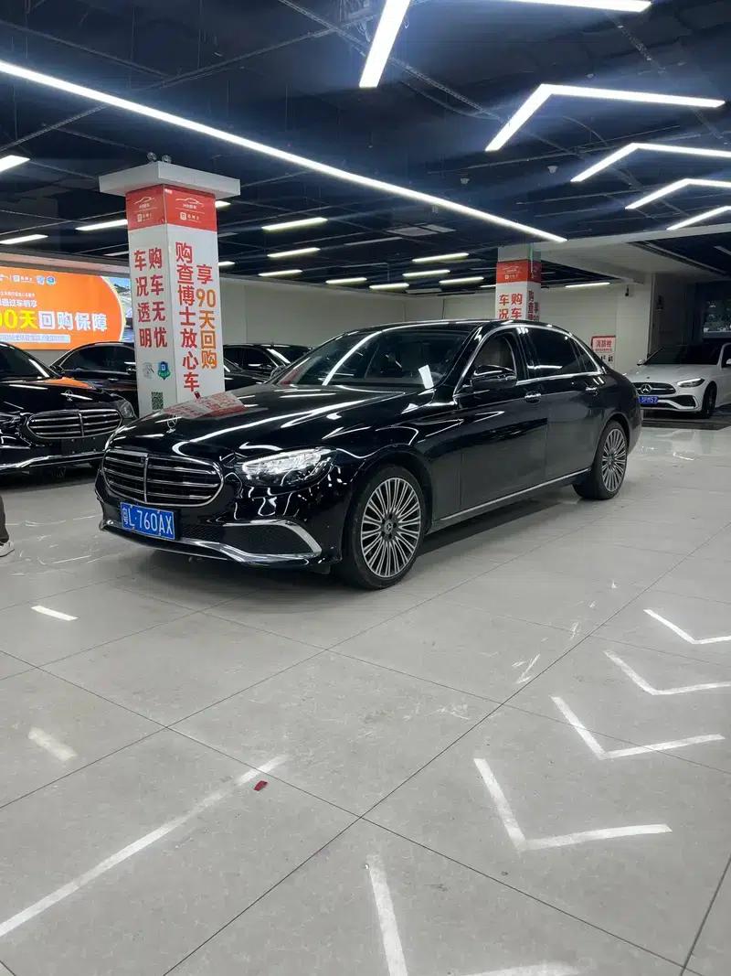 2023 Mercedes-Benz E-Class E 300 L Luxury Sedan — миниатюра 1