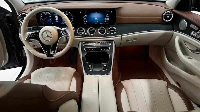 2023 Mercedes-Benz E-Class E 300 L Luxury Sedan — миниатюра 13