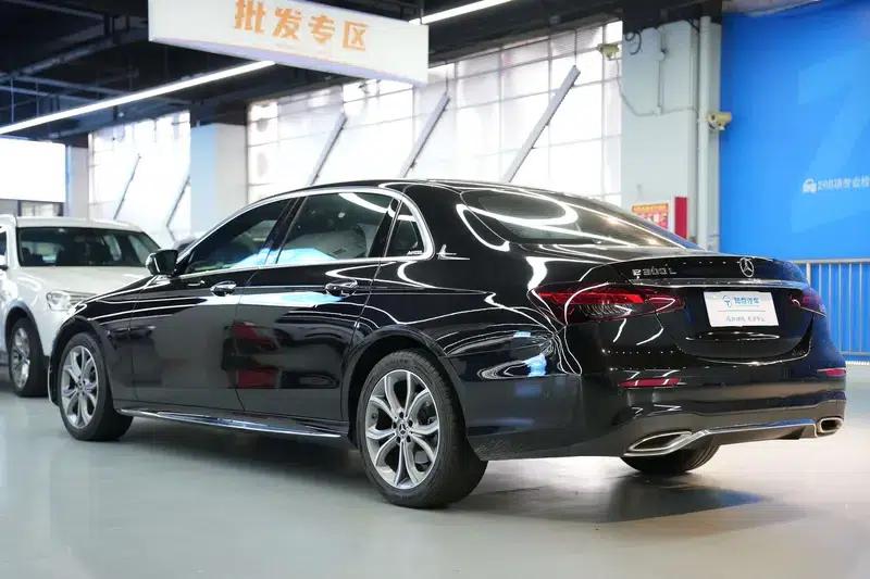 Mercedes-Benz E-Class 2021 Facelift E 300 L Premium Sport Sedan — миниатюра 4