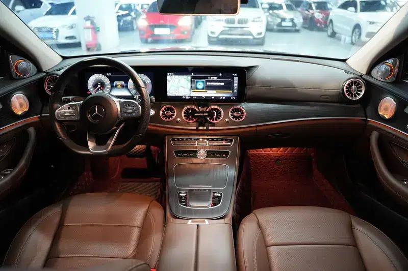 Mercedes-Benz E-Class 2020 Facelift E 300 L Sport Style — миниатюра 17