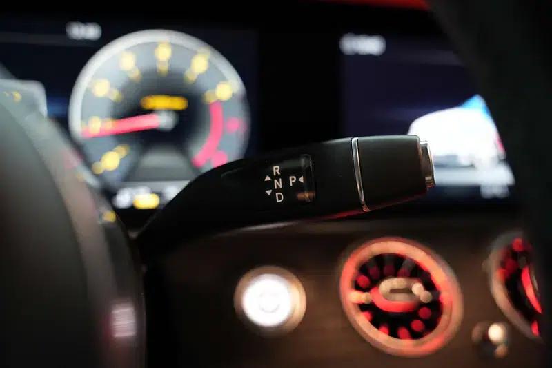 Mercedes-Benz E-Class 2020 Facelift E 300 L Sport Style — миниатюра 21
