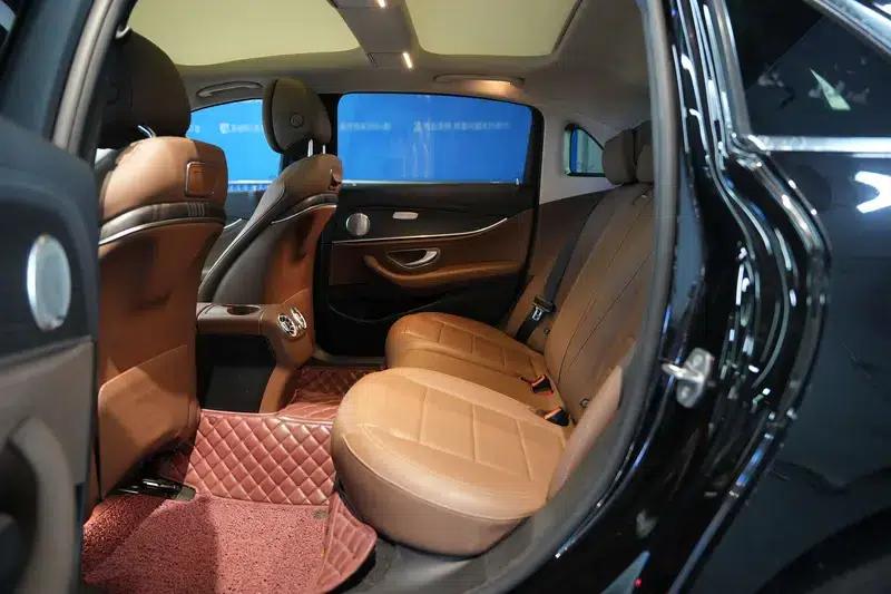 Mercedes-Benz E-Class 2020 Facelift E 300 L Sport Style — миниатюра 28